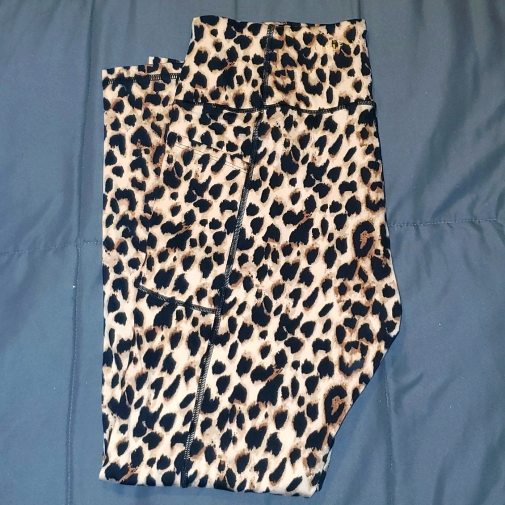 Womens Victoria Secret yoga pants/ leggings sz 12